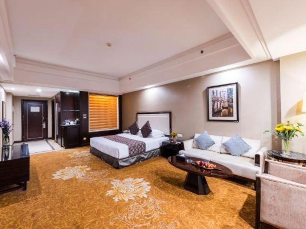 Country Garden Phoenix Hotel Shenyang Exterior photo